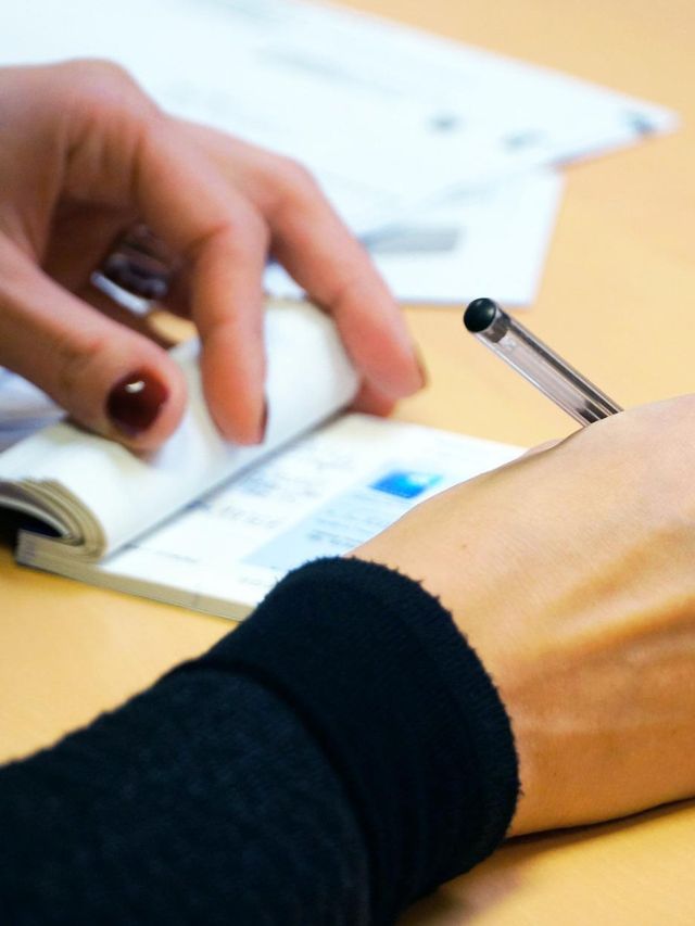 How to write cheque